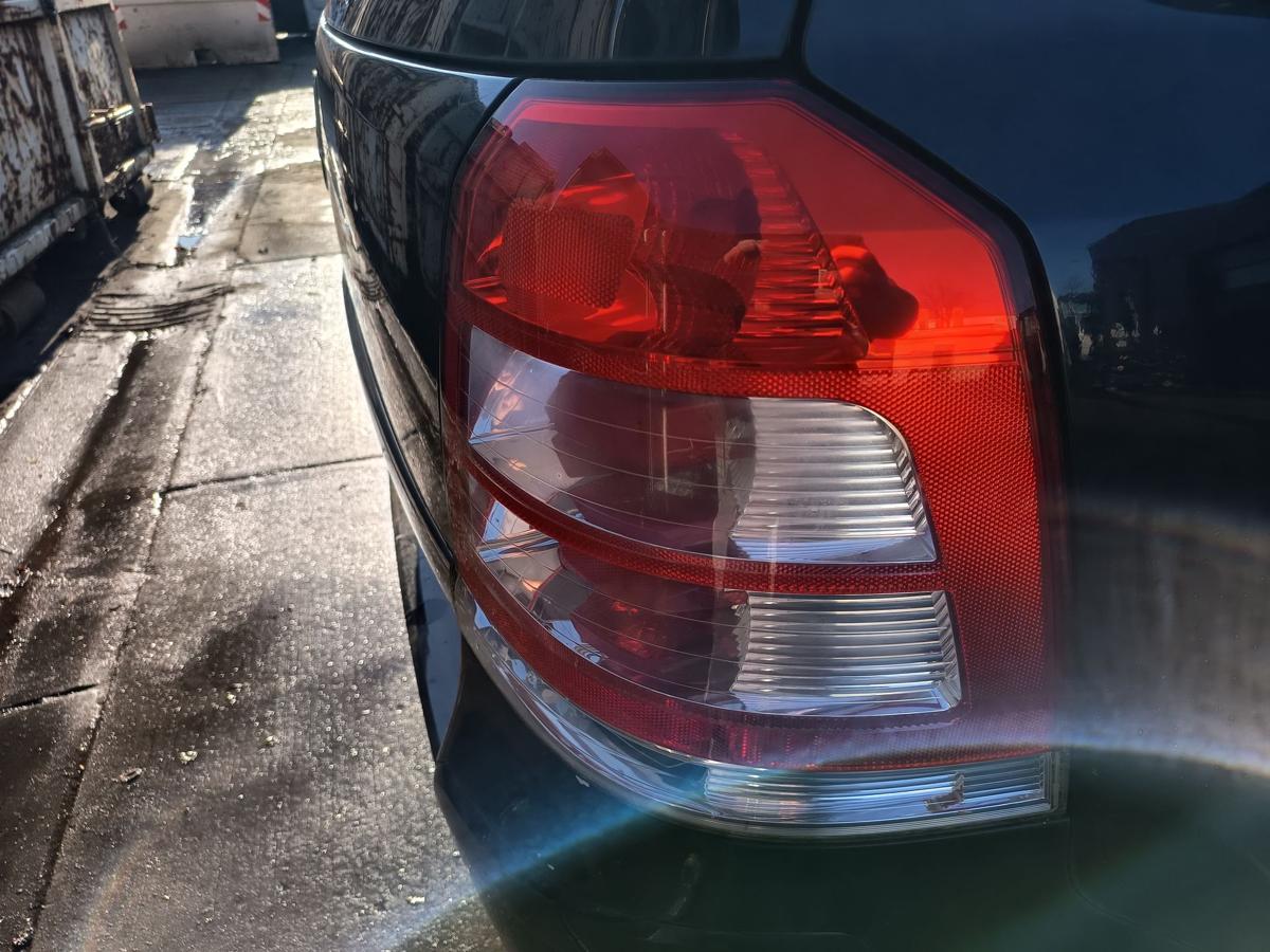 Opel Zafira B original R&uuml;ckleuchte rechts Heck/Schluss/Licht Bj 2009