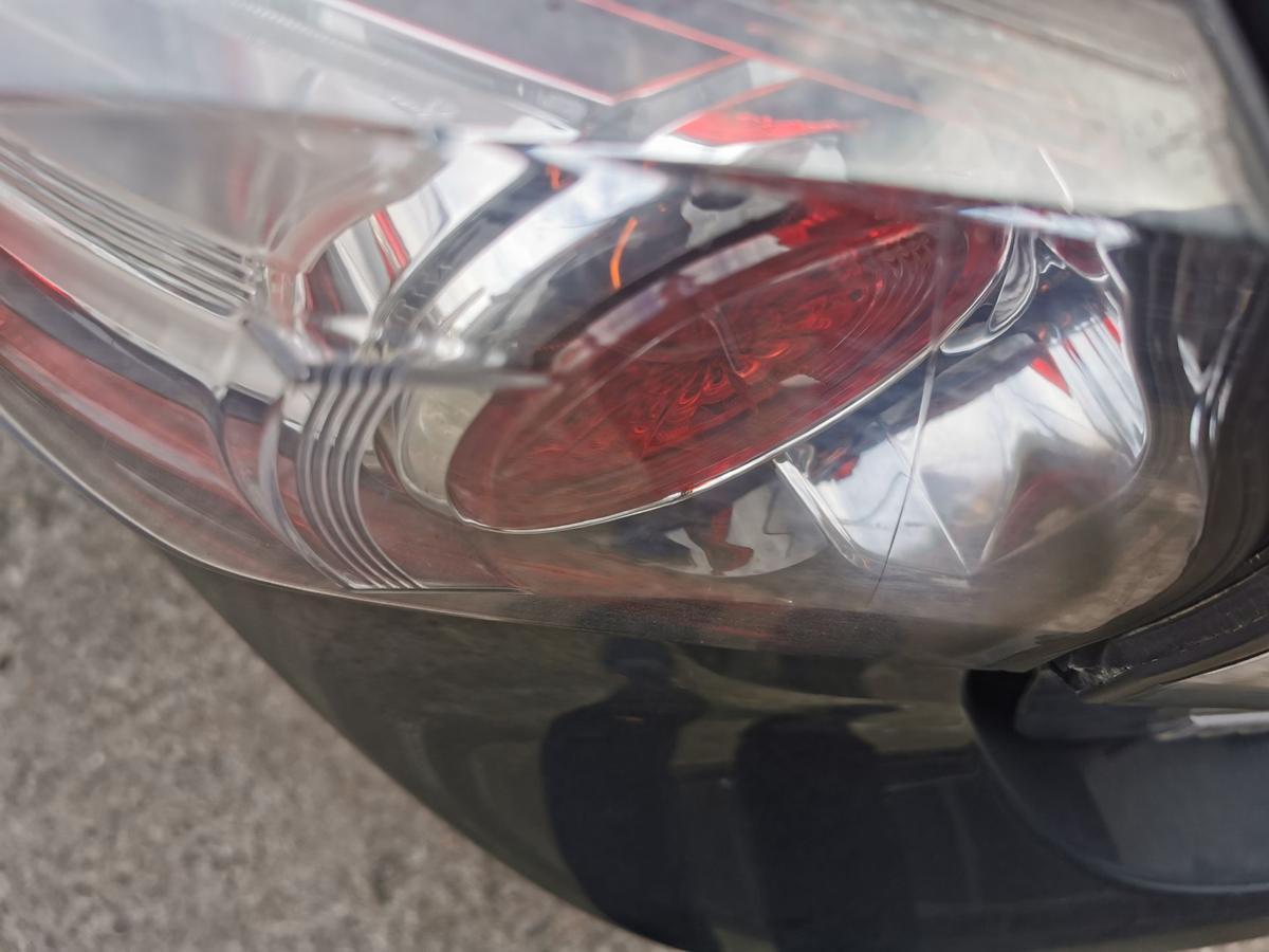 Mazda 3 BL Rückleuchte Schlussleuchte Rücklicht hinten aussen links 5 Türer