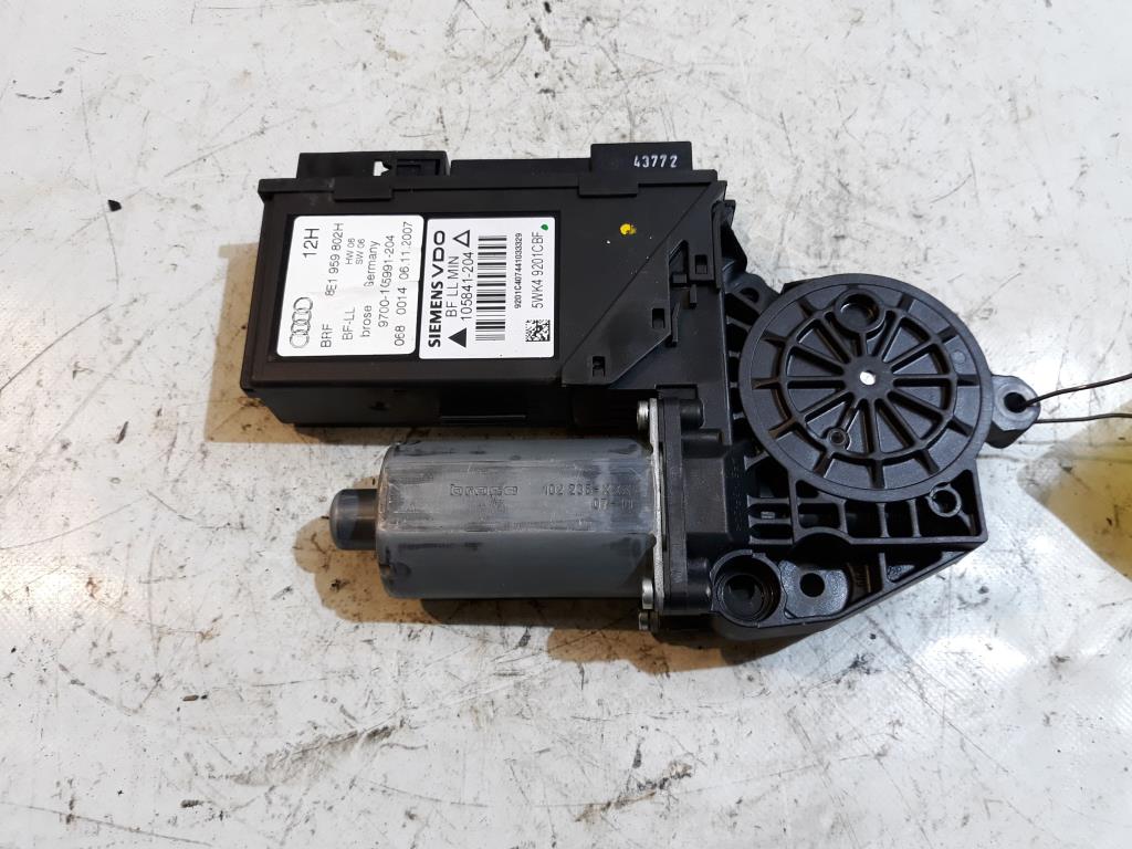 Audi A4 8E B7 BJ 2007 Fensterhebermotor vorn rechts 8E1959802H