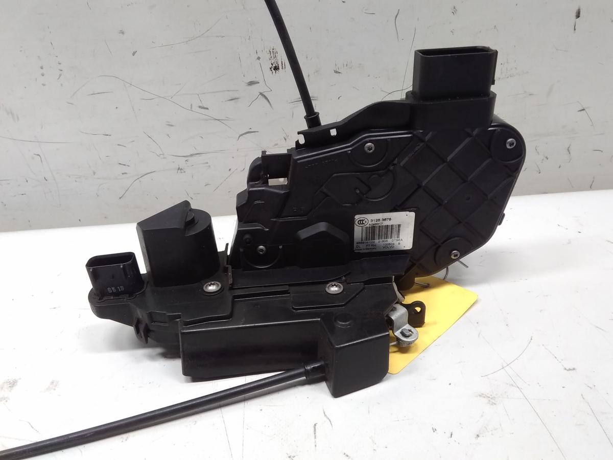 Volvo V70 III original Türschloß vorn rechts mit Zentralverriegelung Bj.2010