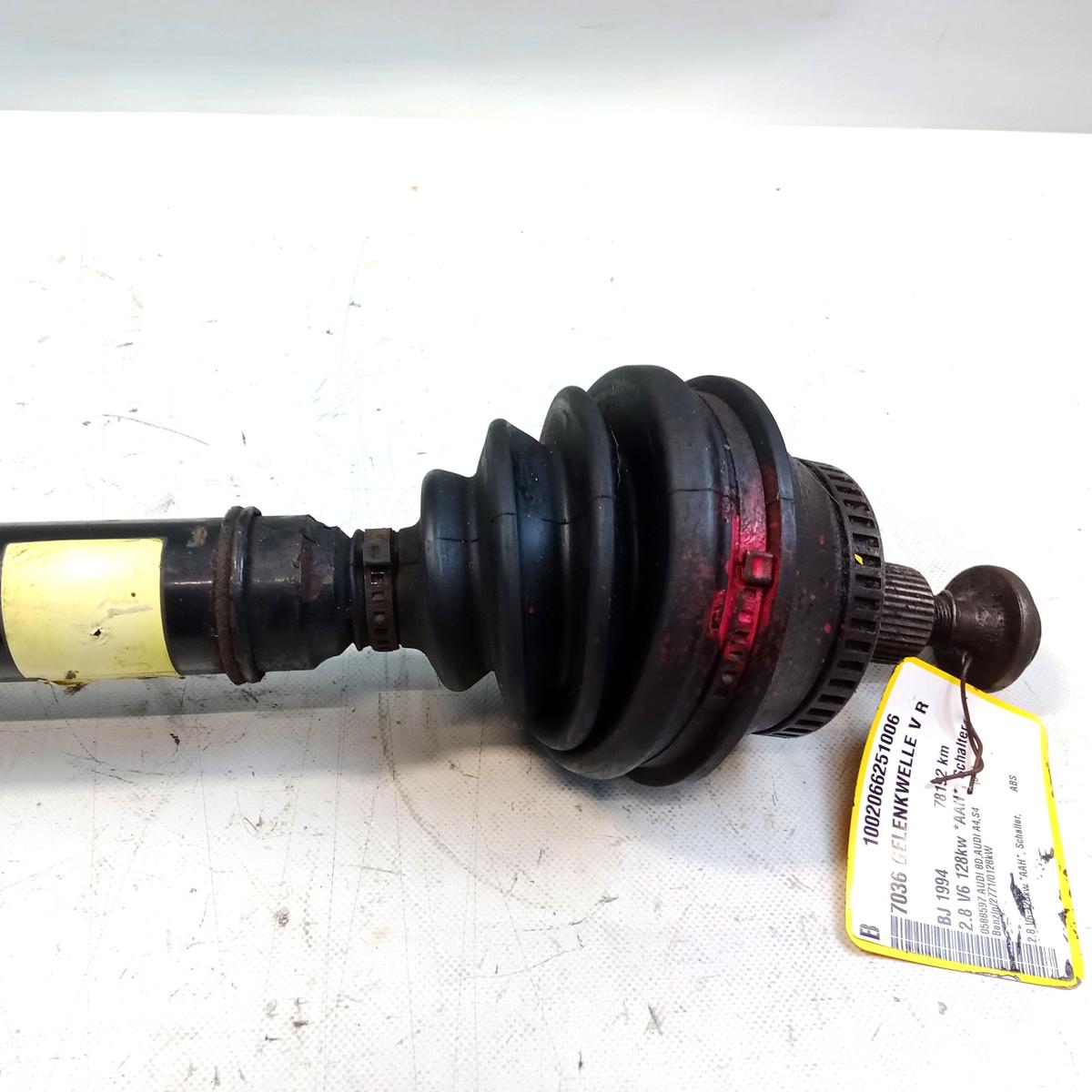 Audi A4 B5 original Antriebswelle Gelenkwelle vorn rechts 2.8 128kw BJ1994