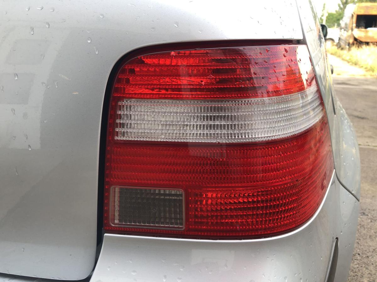 VW Golf 4 IV 1J R&uuml;ckleuchte rechts R&uuml;cklicht Heckleuchte 3/5-t&uuml;rer Pacific
