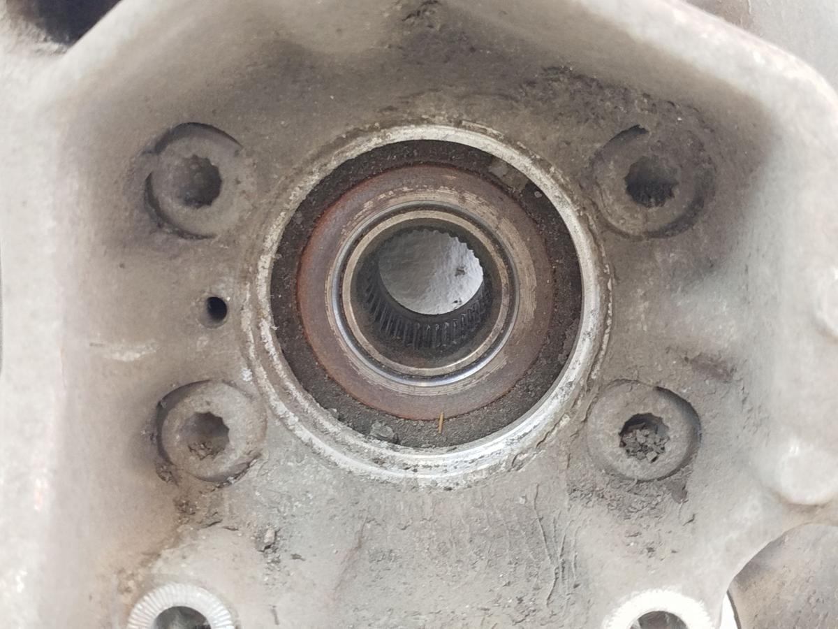 VW Tiguan 5N ab 2011 Achsschenkel hinten links Radlagergeh&auml;use Allrad 2.0TDI