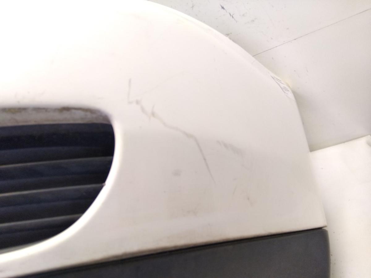 Audi A4 B5 original Sto&szlig;f&auml;nger Sto&szlig;stange vorn LY9G Casablancawei&szlig; BJ1998