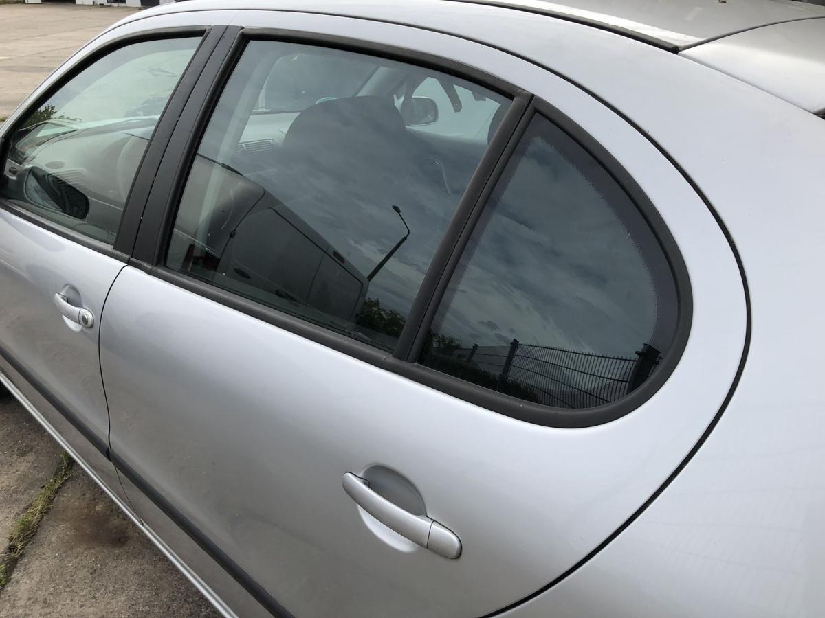 Seat Leon 1M Tür hinten links Fondtür im Rohbau LS7N Gris Artico Metallic