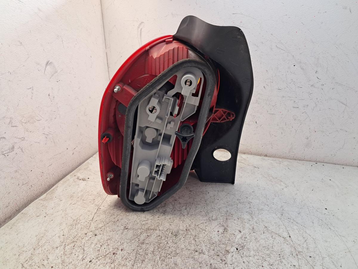 Renault Modus original R&uuml;ckleuchte Heckleuchte rechts mit ca.15cm Kabel Bj.2005