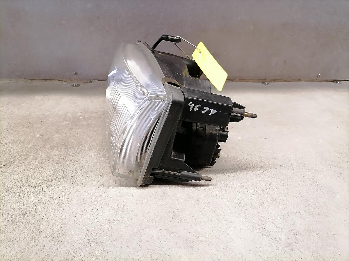 Suzuki Baleno BJ98 Scheinwerfer vorn links Lampe 100-32074 koito