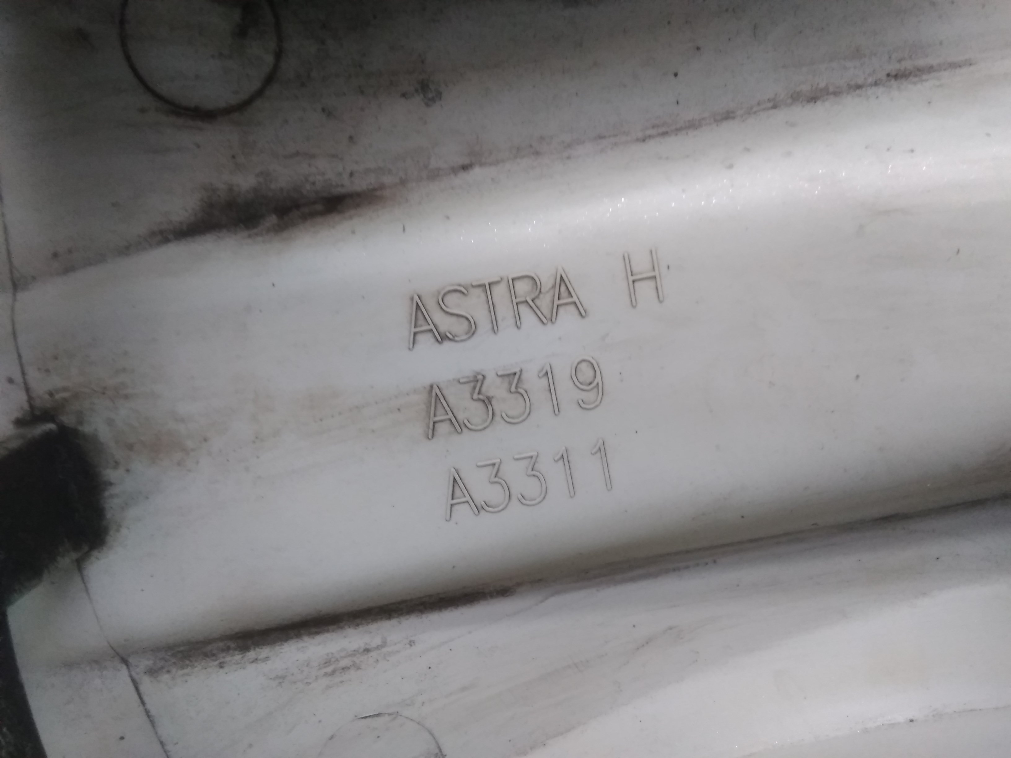 Opel Astra H Bj.2005 original Radkappe 16" für 5-Speichen Stahlfelge 13282335