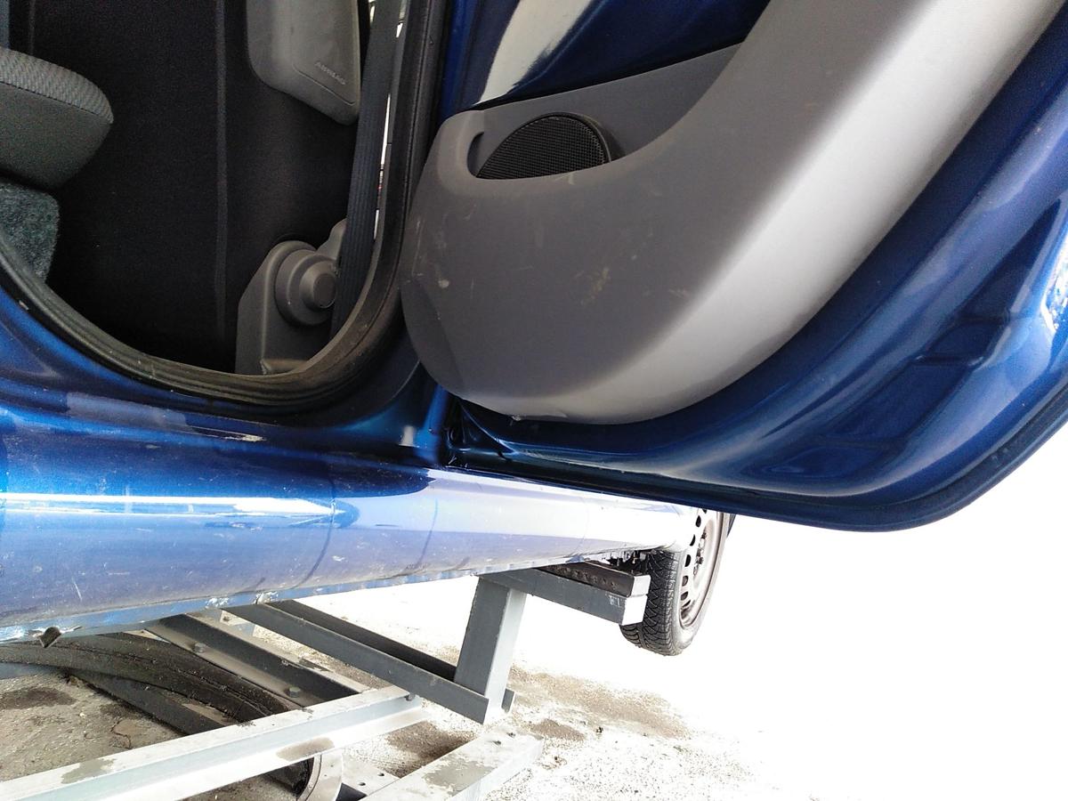 Toyota Aygo 1 Tür hinten rechts blaumetallic 8M6 Bj.2007