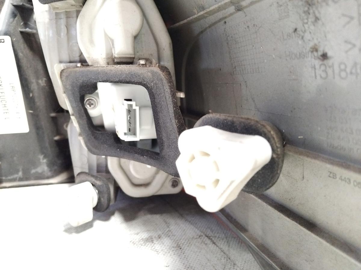 Opel Vectra C Caravan original Heckleuchte R&uuml;ckleuchte links au&szlig;en BJ2007