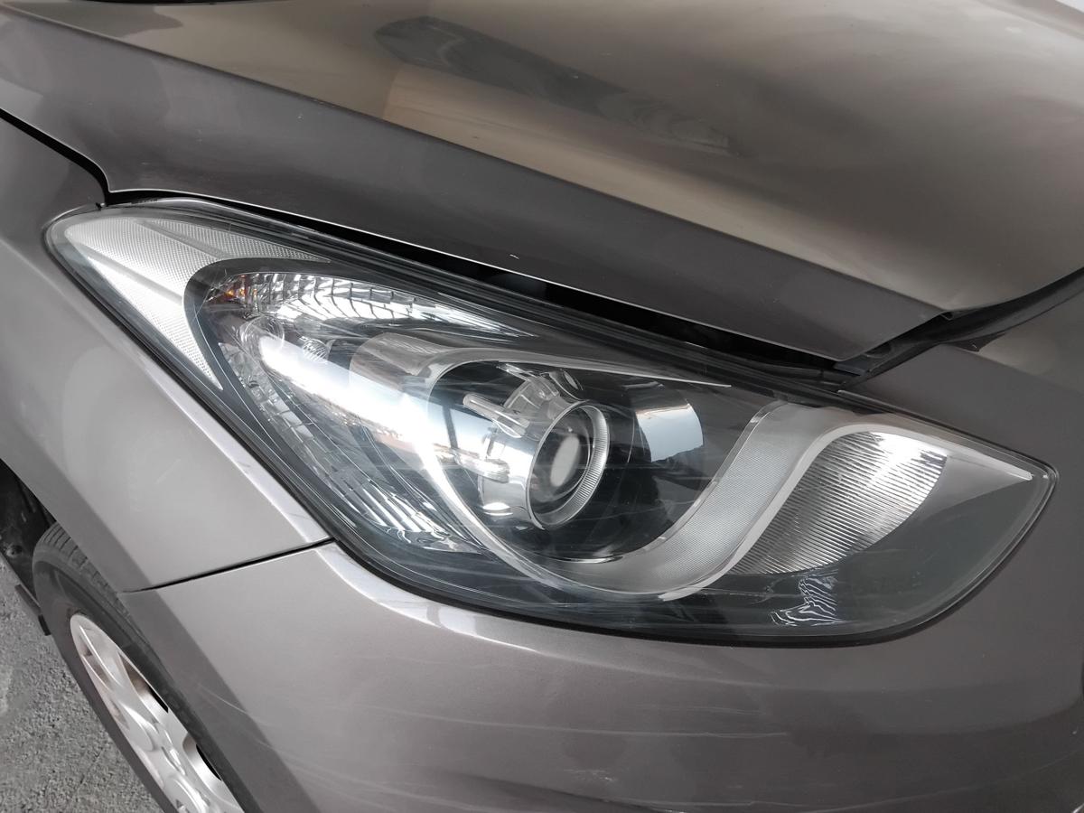 Hyundai i30 GD original Scheinwerfer vorn rechts Halogen mit LWR BJ2013