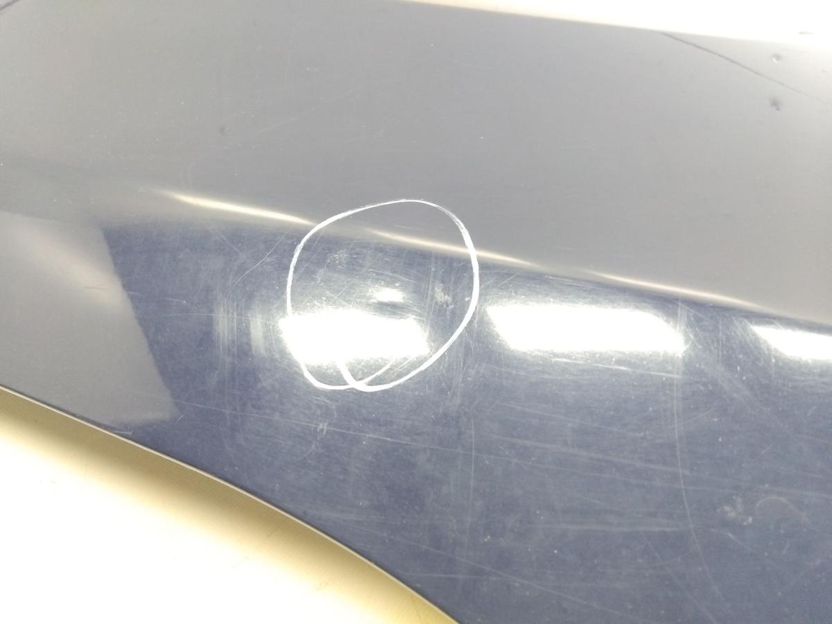 Skoda Roomster 5J original Kotfl&uuml;gel vorn rechts mit M&auml;ngeln Bj.2009 dunkelblau 4711