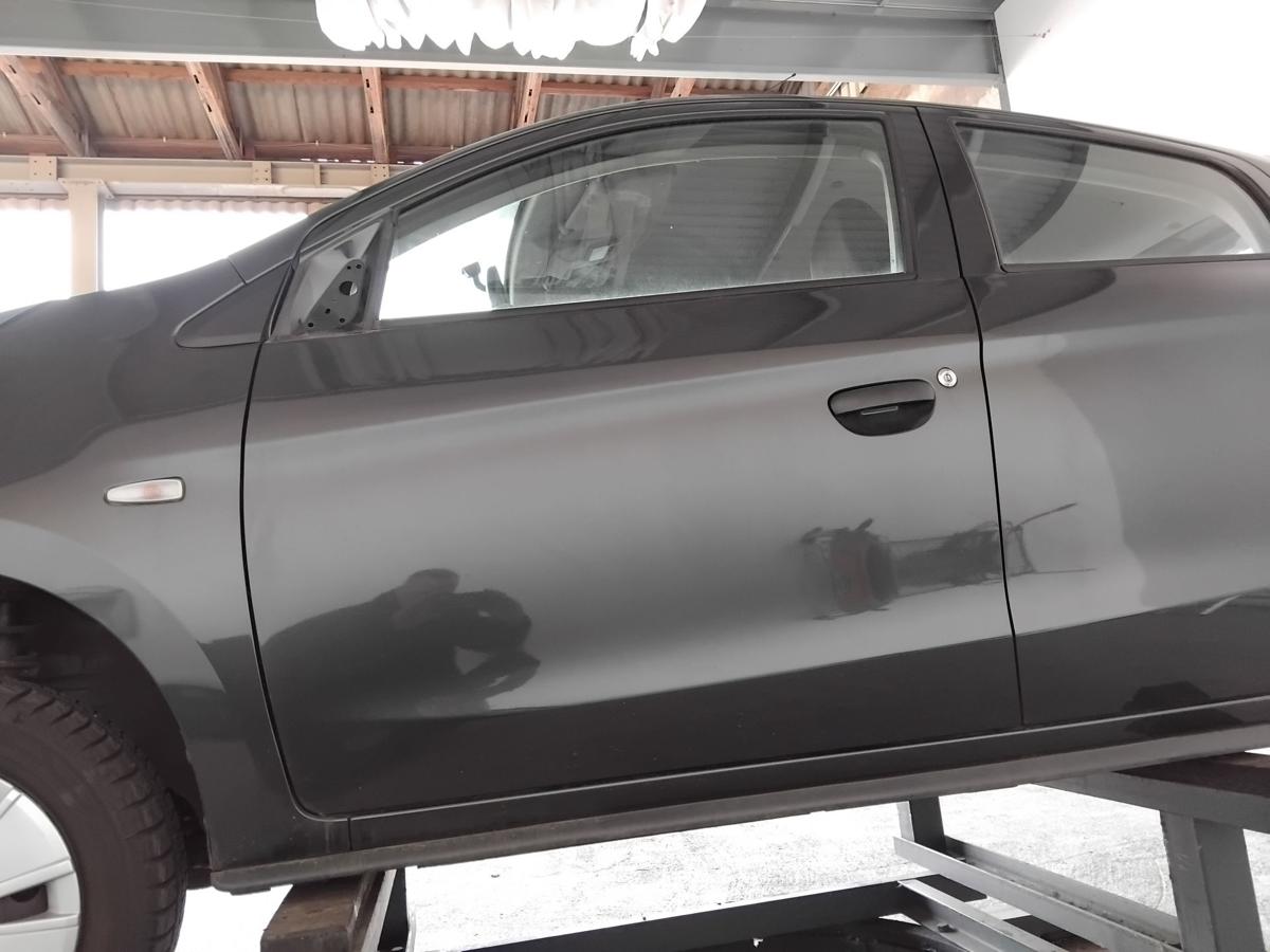 Mitsubishi Space Star A0 T&uuml;r vorn links Fahrert&uuml;r A02 Cosmos Grau BJ2014