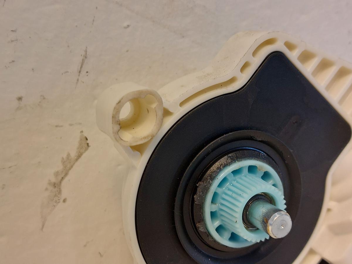 VW Passat 3G B8 Limo Fensterhebermotor vorn links Hebermotor Fahrerseite