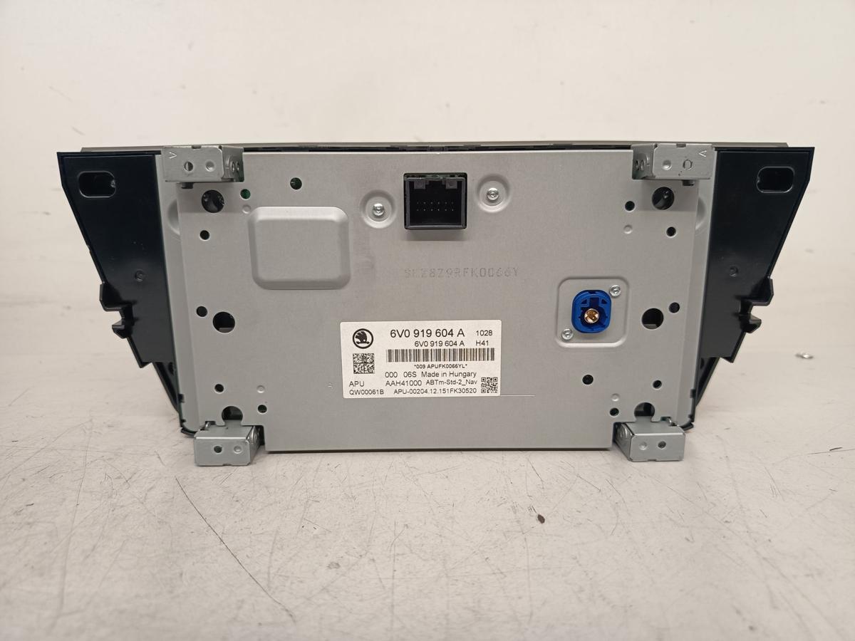 Fabia III NJ original Radiobedieneinheit Display Amundsen Navi 6V0919604A Bj2015