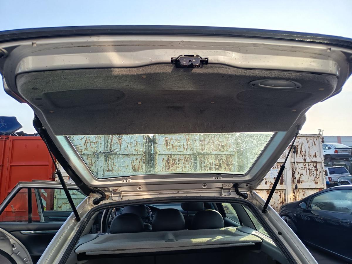 Peugeot 406 Break original Heckklappe mit Scheibe EYC Quartzgrau Bj 2003