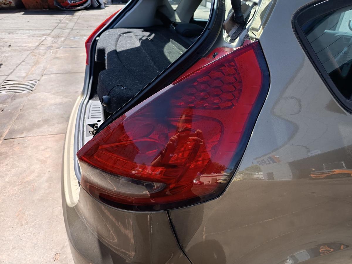 Ford Fiesta VI original R&uuml;ckleuchte rechts vor Facelift Baujahr 2012