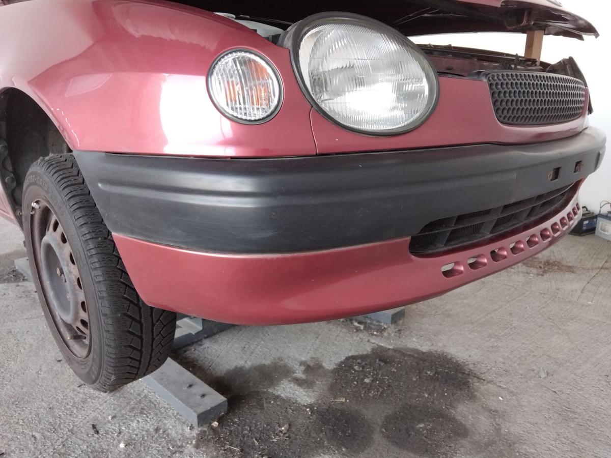 Toyota Corolla E11 Compact original Stossfänger Stoßstange vorn BJ1997