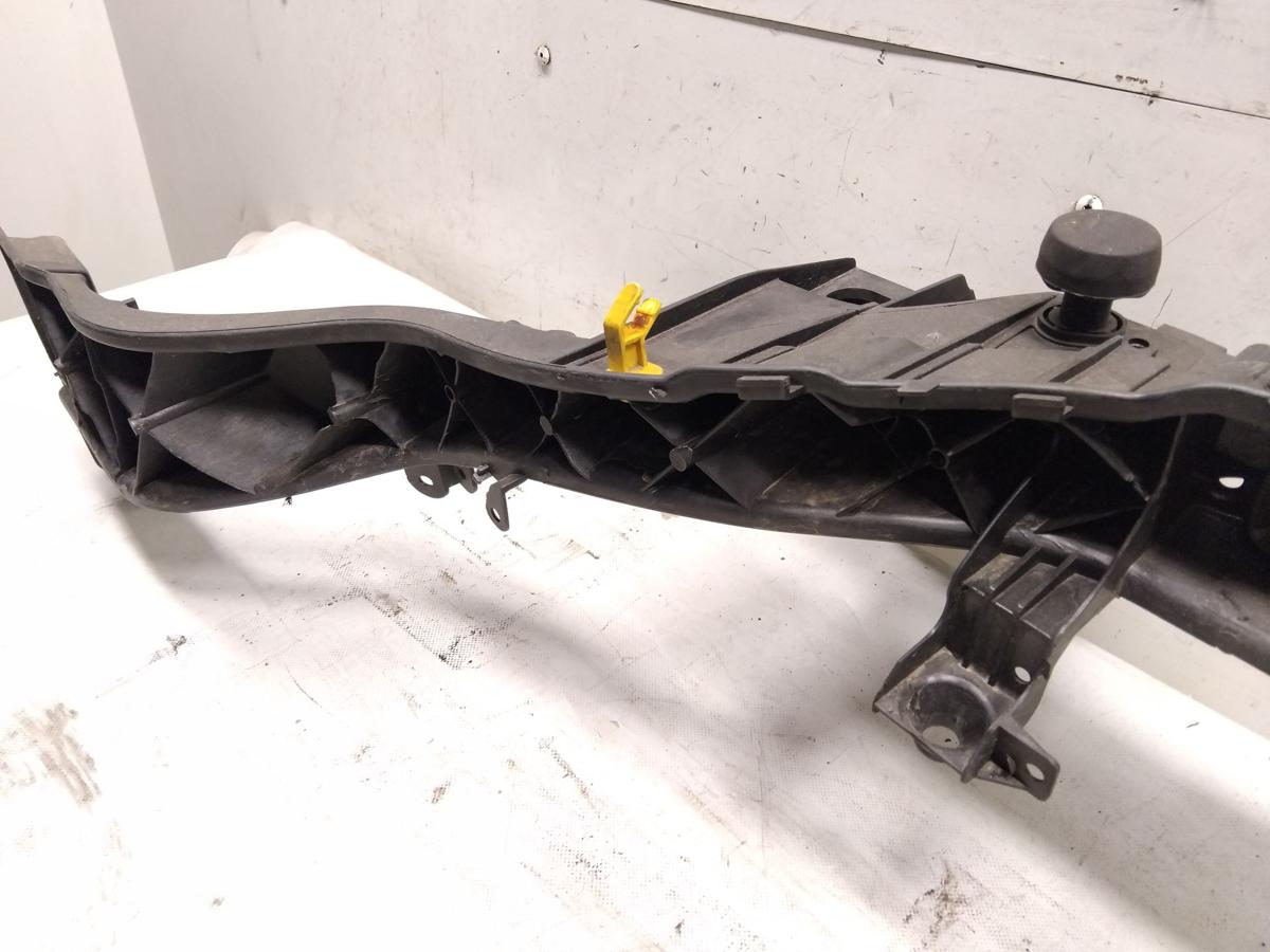 Ford Focus 3 DYB original Schlo&szlig;tr&auml;ger Frontmittelteil BJ2011