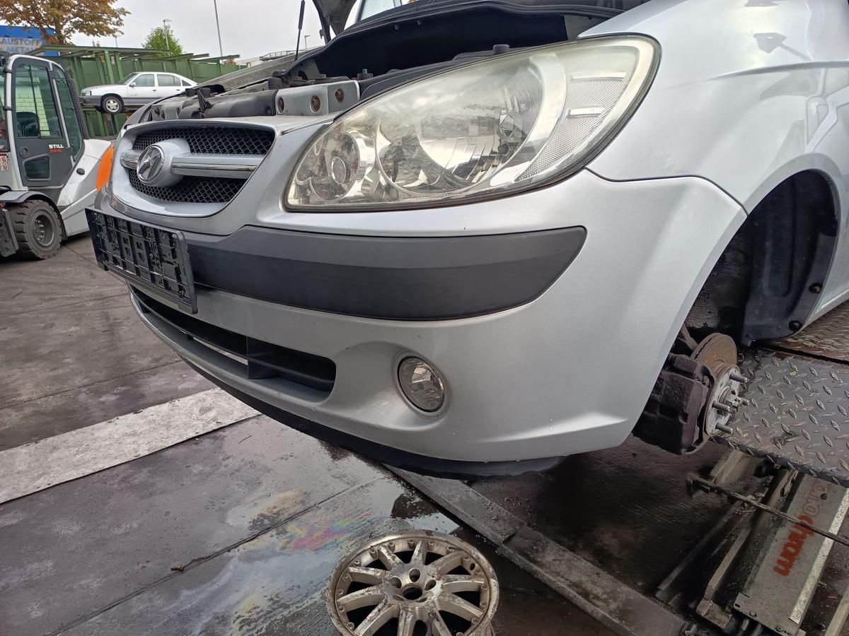 Hyundai Getz original Stoßstange Fänger vorn/Front 5S Space Silver Bj 2006