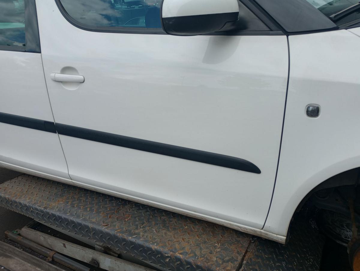 Skoda Roomster 5J orig Tür vorn rechts Beifahrertür LF9E Weiß Bj 2009
