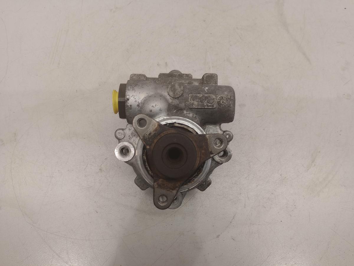 Renault Master II JD orig Servopumpe 2464ccm 74kw Diesel 7691955329 Bj 2006