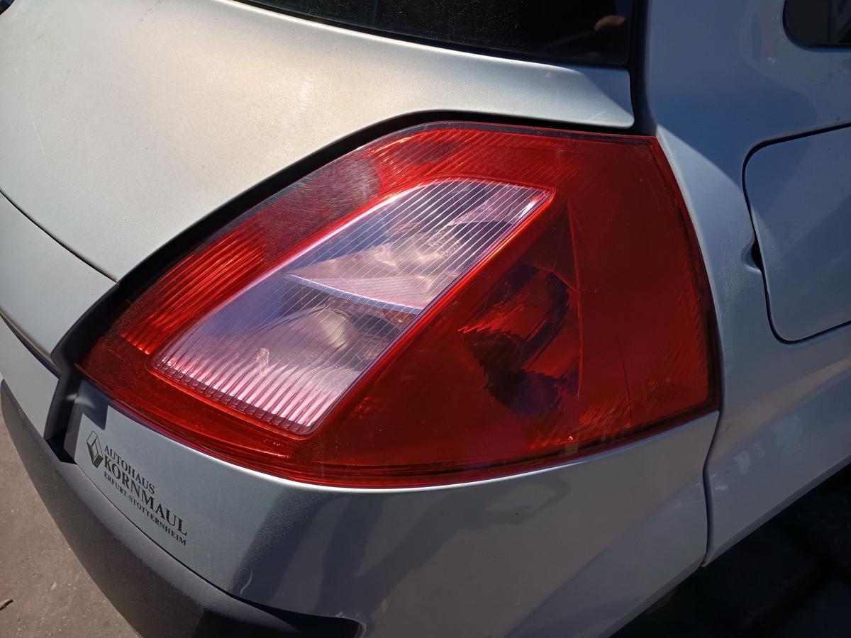 Renault Megane II 3T&uuml;rer original R&uuml;ckleuchte rechts Baujahr 2003
