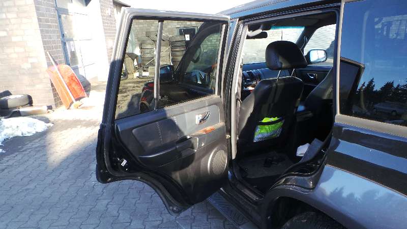 Hyundai Terracan BJ 2004 Tür hinten links Schwarz