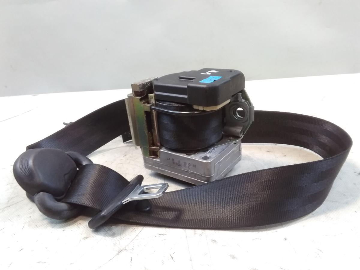 Skoda Fabia 1 6Y original Sicherheitsgurt vorn rechts schwarz unfallfrei BJ2005