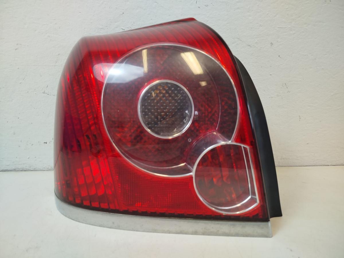Toyota Avensis T25 Limo 4-trg. R&uuml;ckleuchte links R&uuml;cklicht Heckleuchte STH