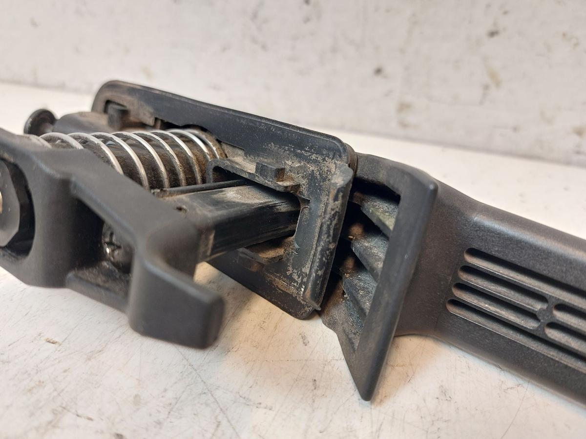 VW LT Aussengriff Griff T&uuml;rgriff aussen Schiebet&uuml;r hinten rechts