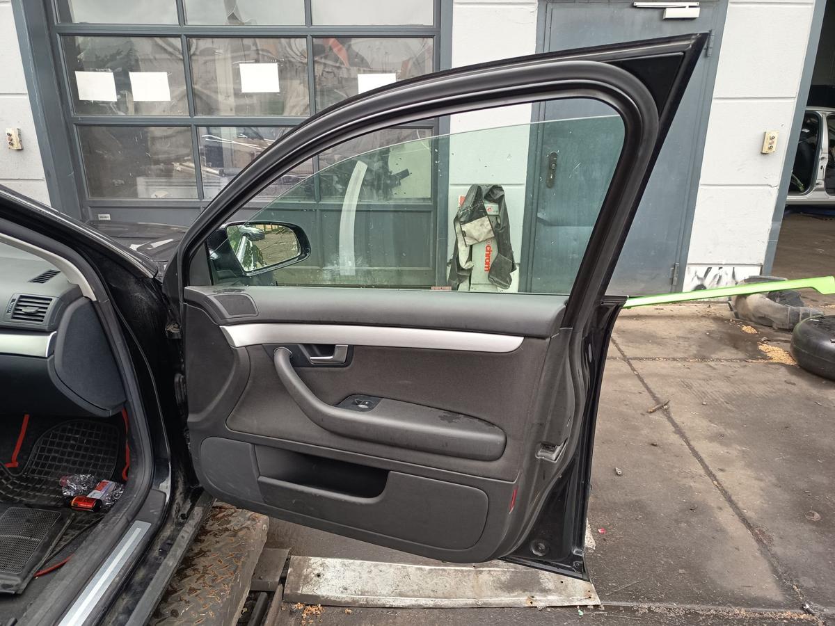 Audi A4 8E B7 original Tür vorn rechts Beifahrer Z9Y Phantomschwarz Bj 2007