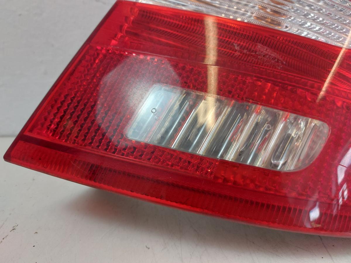 Skoda Fabia 5J R&uuml;ckleuchte rechts R&uuml;cklicht Heckleuchte 5 t&uuml;rer 2006 bis 2014