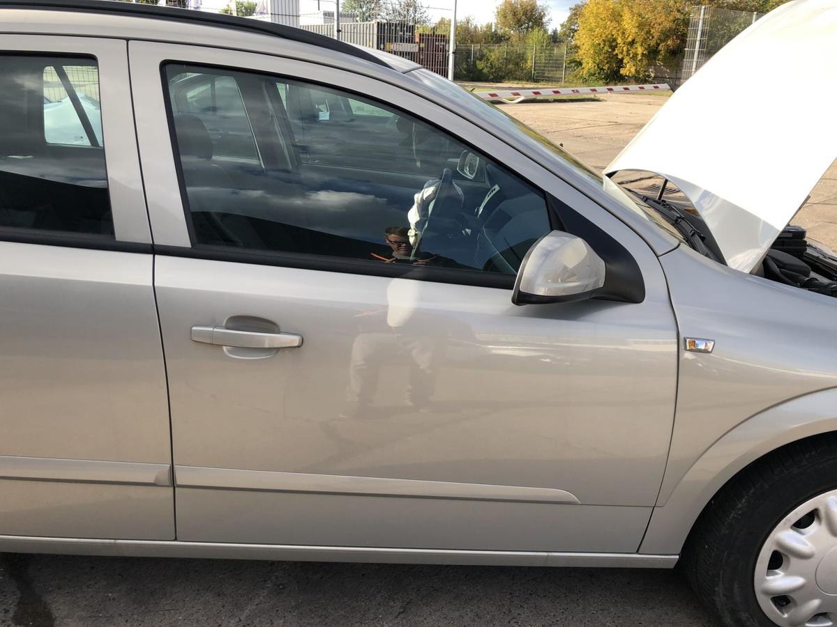 Opel Astra H Caravan Tür vorn rechts Beifahrertür auch 5 türer Z167 Pannacotta