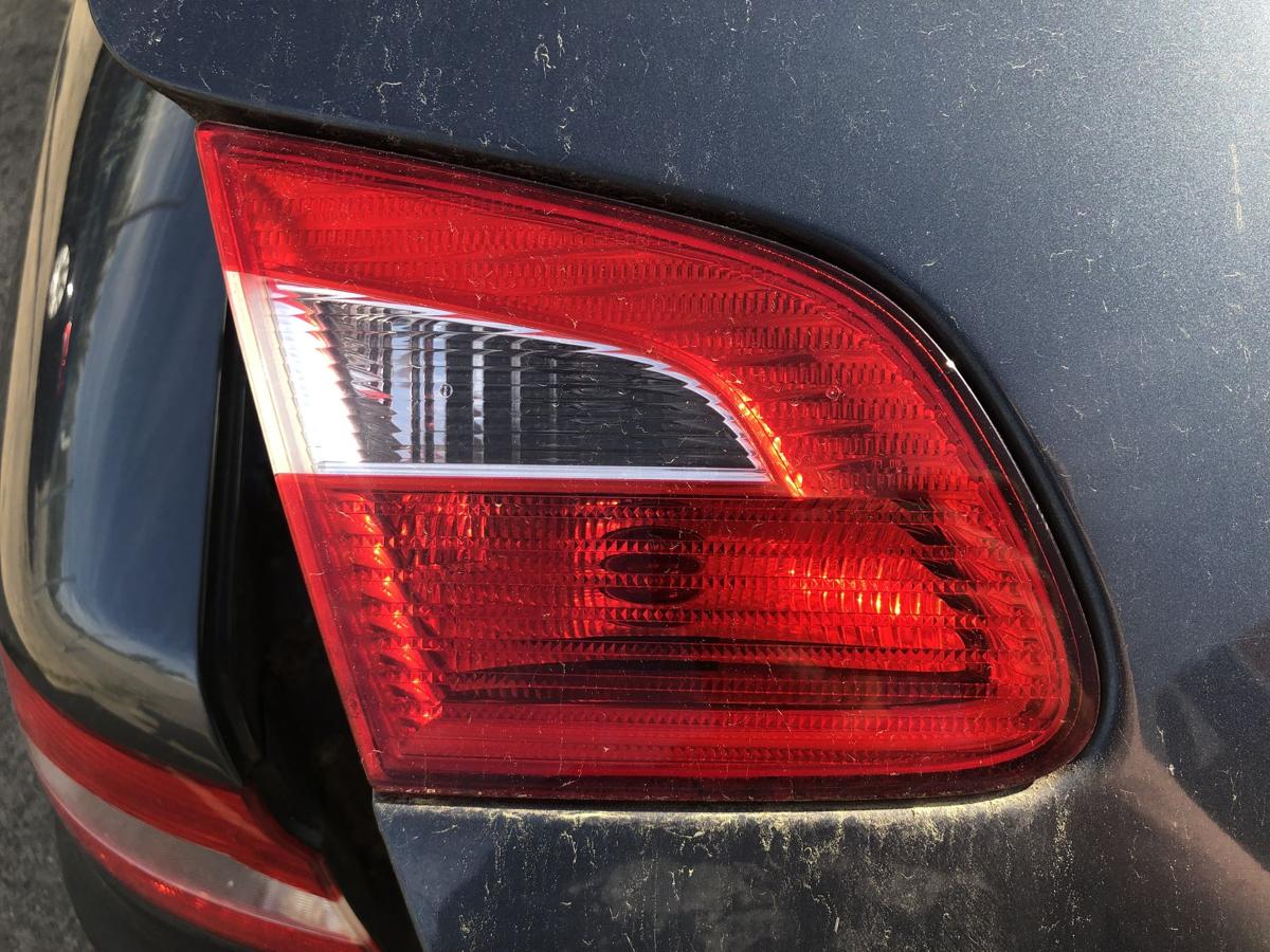 Skoda Superb 2 Typ 3T R&uuml;ckleuchte innen links Heckklappenteil Vorfacelift Limo