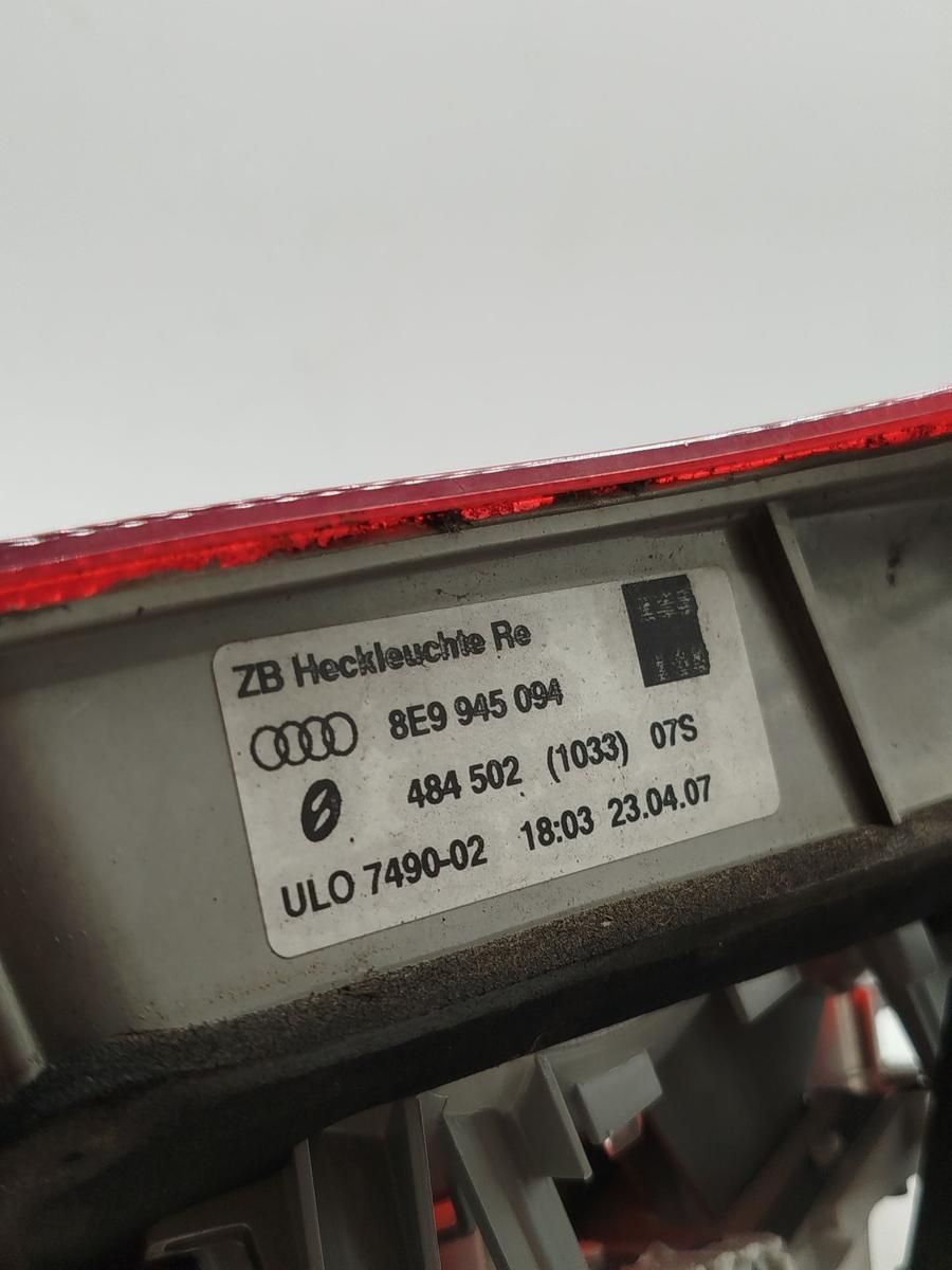 Audi A4 8E B7 Rückleuchte rechts innen Heckklappe Rücklicht Heckleuchte Avant