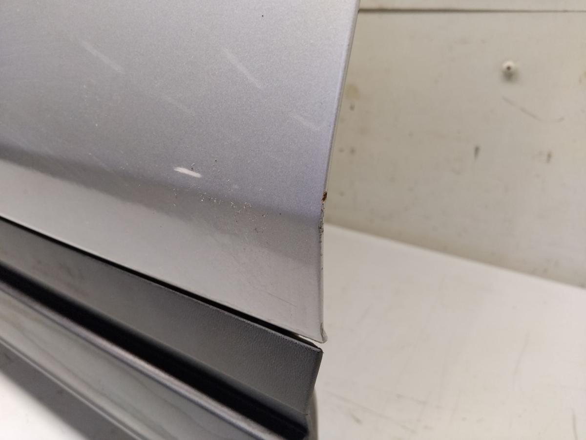 VW Touareg 2 7P Tür vorn links Fahrertür eissilbermet. LX7W BJ2013