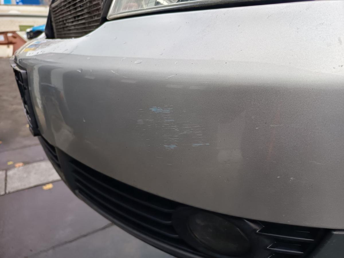 Audi A4 8E B6 original Stoßstange Fänger vorn/Front Y7W Lichtsilber Bj 2003