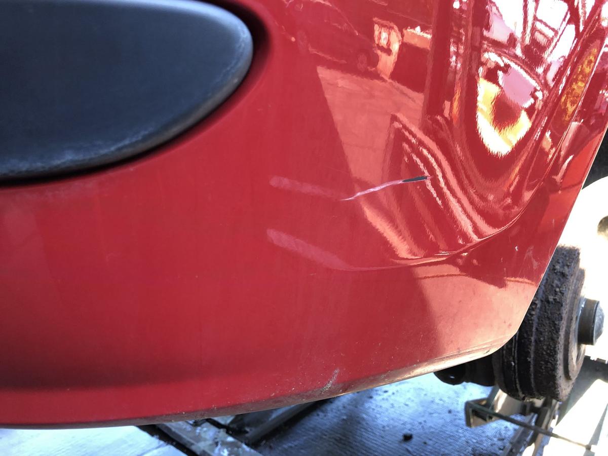 Renault Clio III Grandtour orig Stoßstange Fänger hinten 727 Spanischrot Bj 08