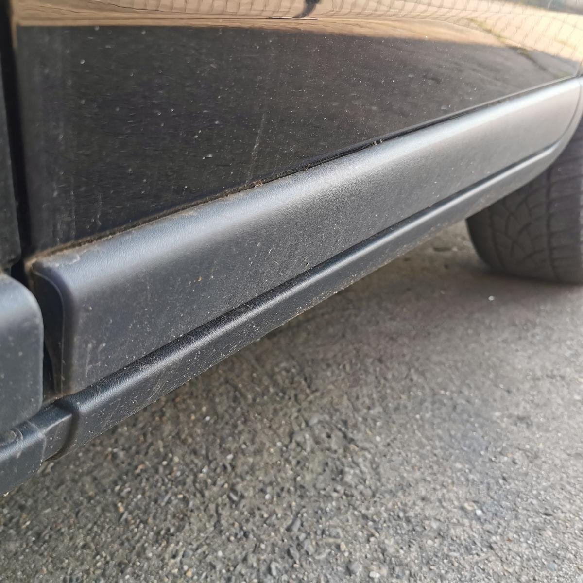 Volvo S60 RS Tür Autotür Rohbautür hinten links Fondtür 01900 Black Stone