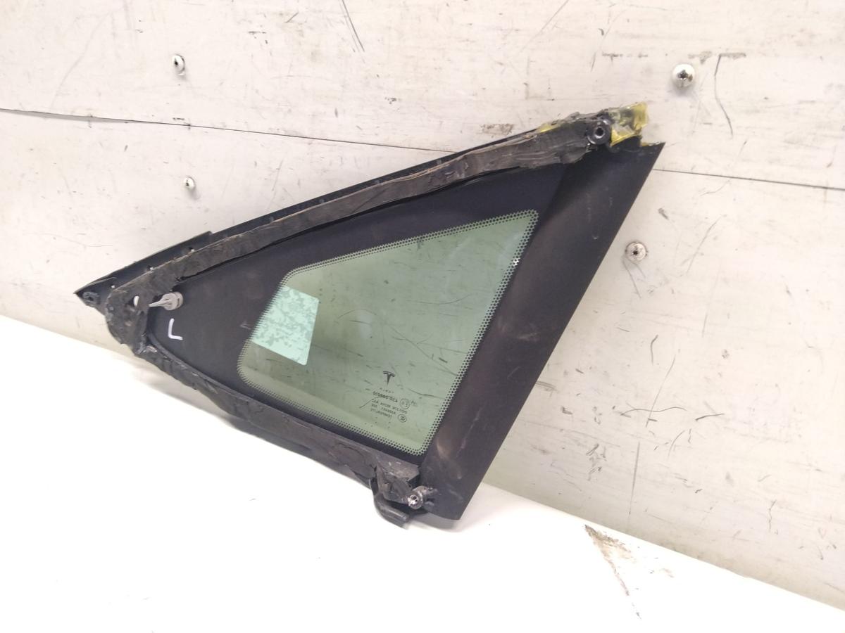 Tesla Model S P85D original Dreieckscheibe hinten links gr&uuml;ncolor BJ2014