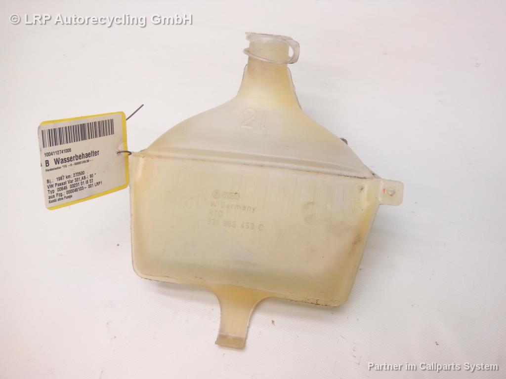 VW Passat 32B BJ1987 Wasserbehälter hinten Kombi 331955453C