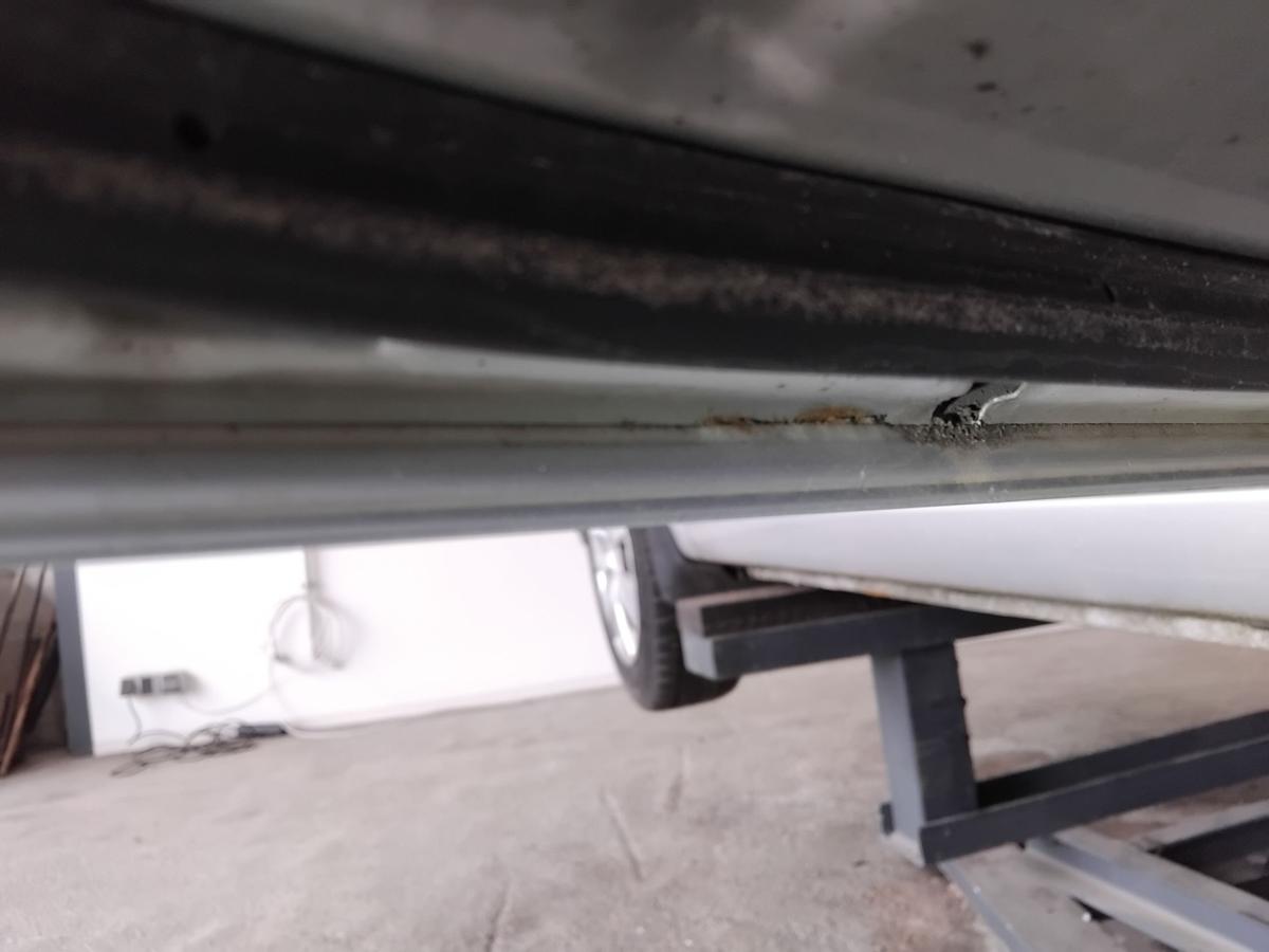 Hyundai i30cw Kombi FD T&uuml;r hinten links Kombi 2R Continental Silver BJ2009