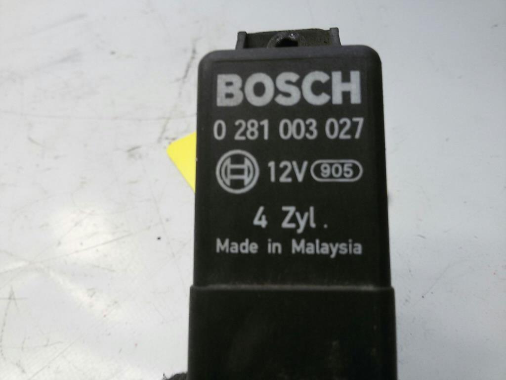 VW Passat 3BG Glührelais 038907281C 0281003027 BOSCH BJ2004