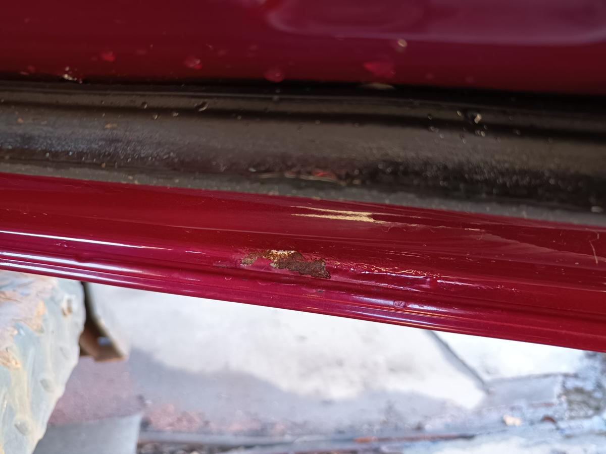 Ford Fiesta MK7 original T&uuml;r rechts Hot Magenta vor Facelift Baujahr 2009