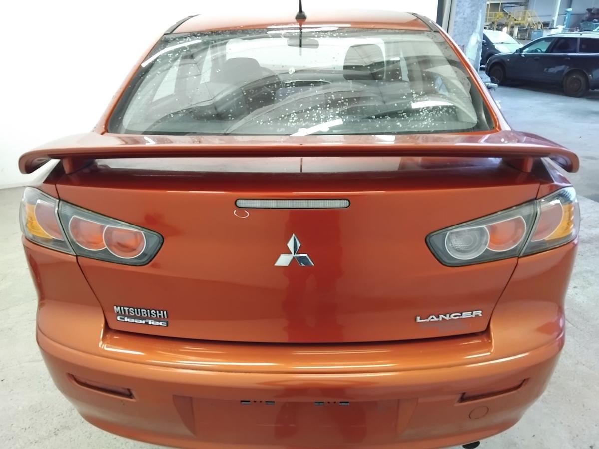 Mitsubishi Lancer 8 CY0 Heckklappe Kofferraumdeckel BJ2015 Limousine mit Spoiler