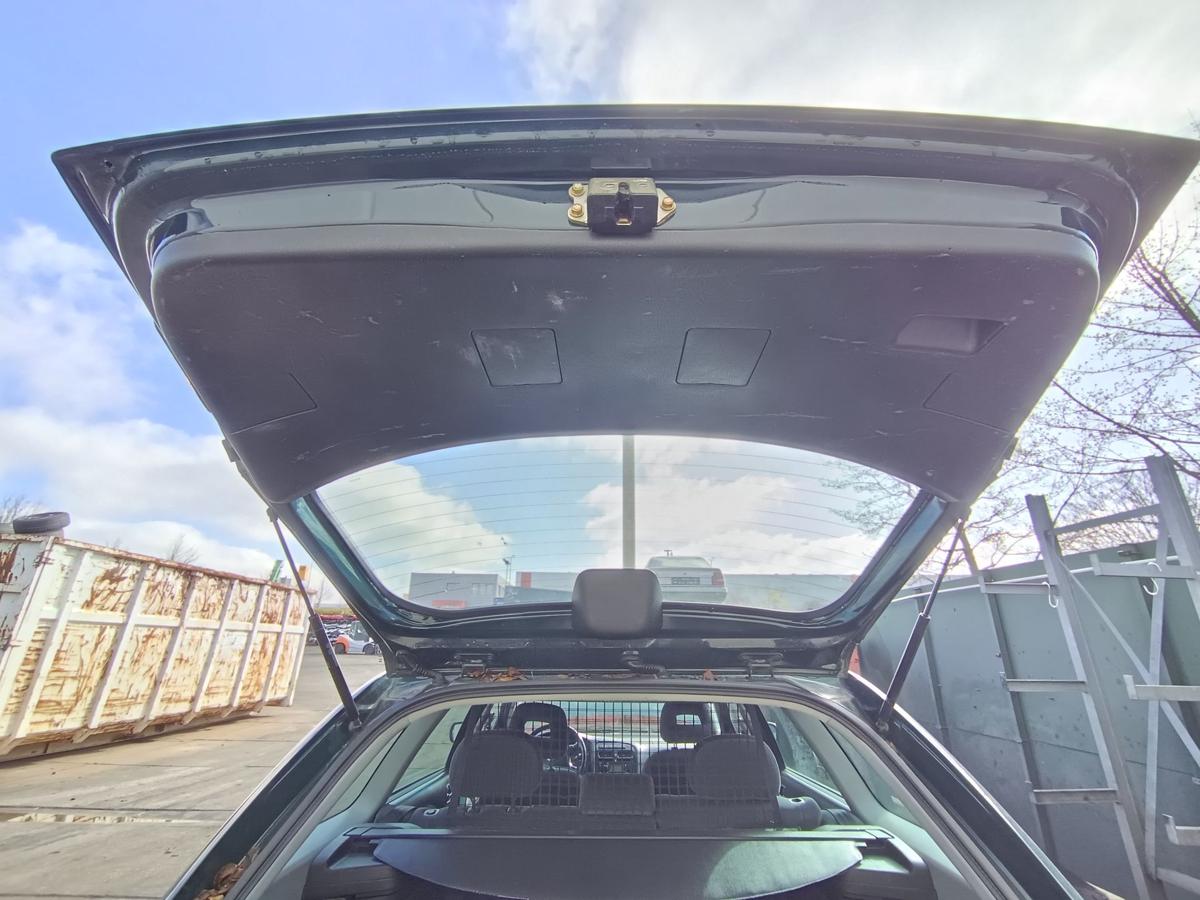 Toyota Avensis T22 Kombi original Heckklappe mit Scheibe 6S3 Gr&uuml;n Bj 2001