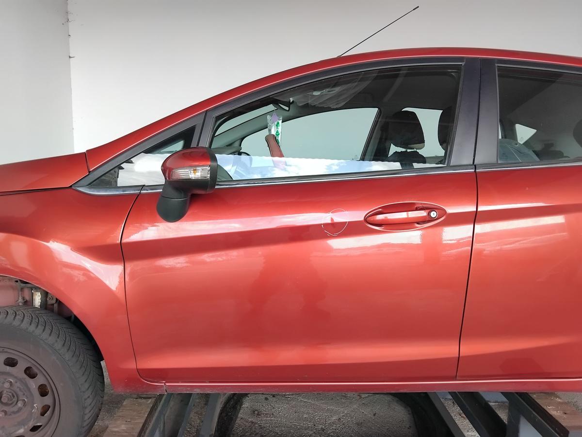 Ford Fiesta JA8 T&uuml;r vorn links Fahrert&uuml;r 5-t&uuml;rig tangorotmetallic BJ2010