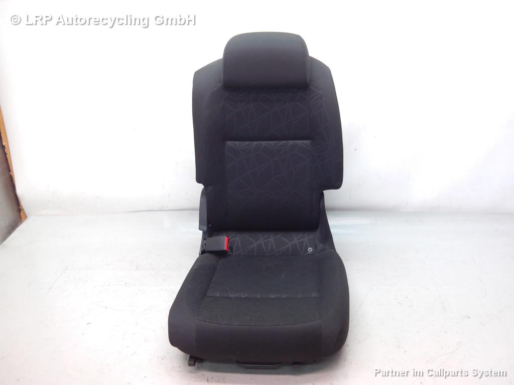 Skoda Roomster 5J BJ2011 Sitz hinten links Stoff ISOFIX