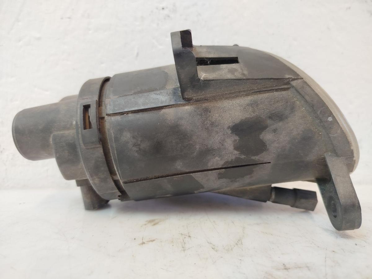 VW Passat 3BG B5 Nebelscheinwerfer Nebelleuchte vorn links Leuchte Nebel